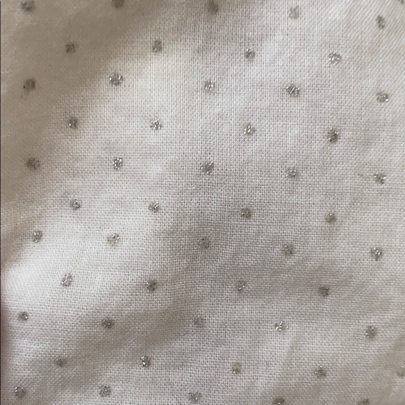 GAP SILVER POLKA DOT BLOUSE - Picture 6 of 6